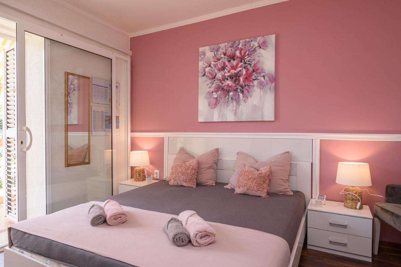 Vikeli Apartment Trogir Exterior photo